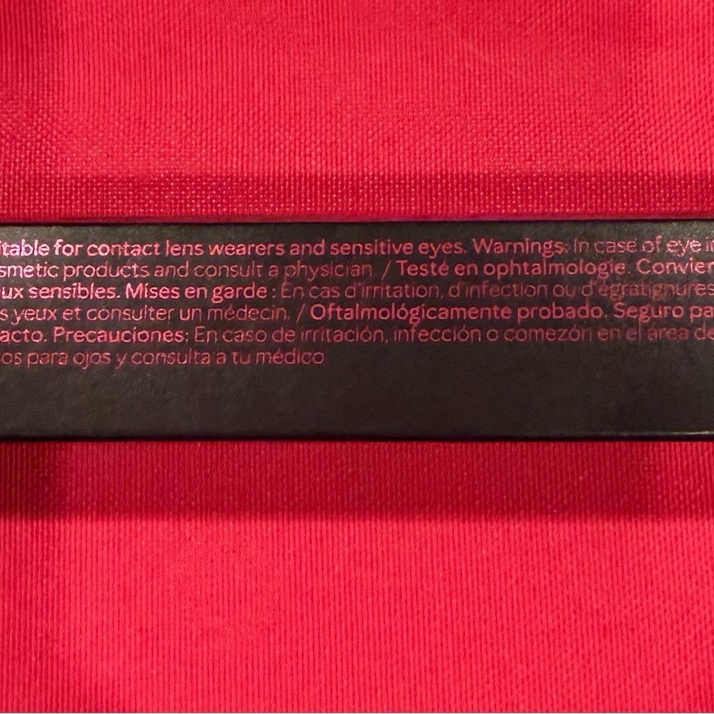 Mary Kay Lash Love Fanorama Mascara - Black New in Box - Picture 3 of 5